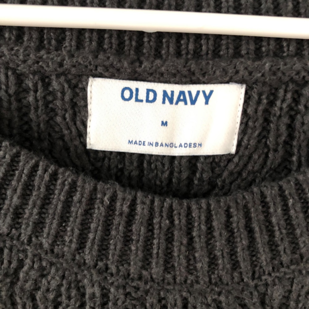 Old Navy Grey Knit Sweater - Picture 3 of 3